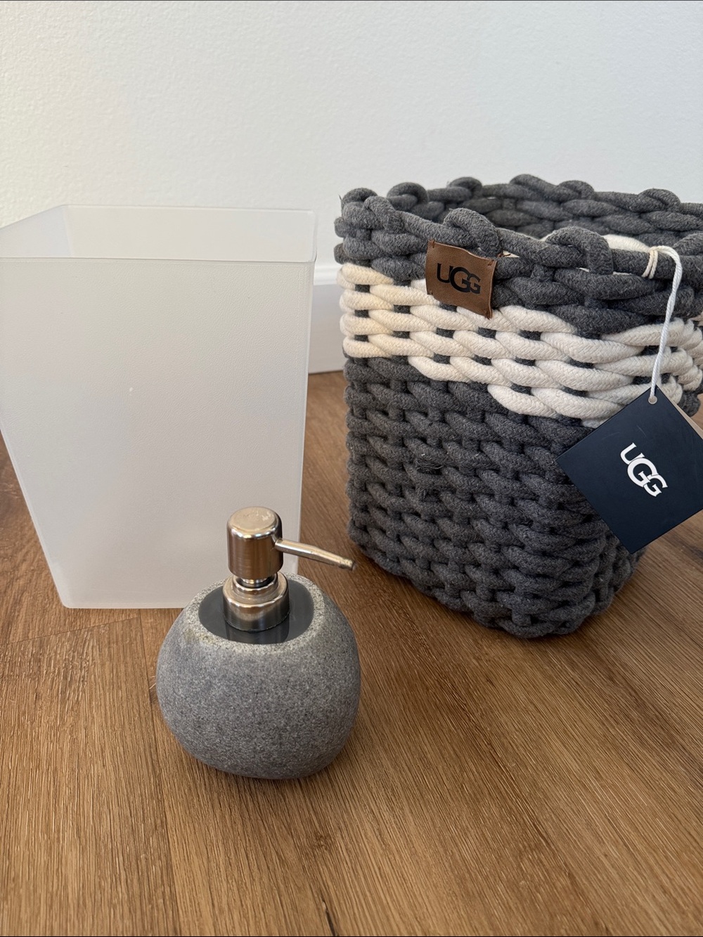 UGG® Sadie Wastebasket in Charcoal/Snow (NWT) & Stone Soap Dispenser - Picture 2 of 13